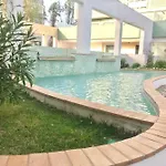 With Private Terrace & Car Garage Appartement