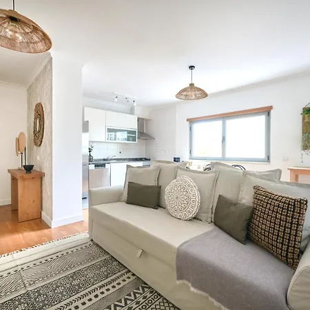 Apartamento With Private Terrace & Car Garage